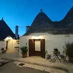 Trullo Al Vicoletto Al Civico 10, Civico 8, Civico 7 *