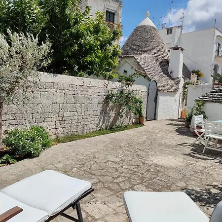 Trullo Al Vicoletto Al Civico 10, Civico 8, Civico 7 別荘 *